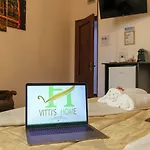 Vitti's Πανσιόν