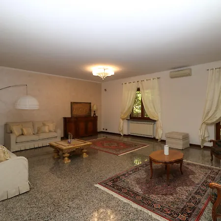 Vitti's Verona