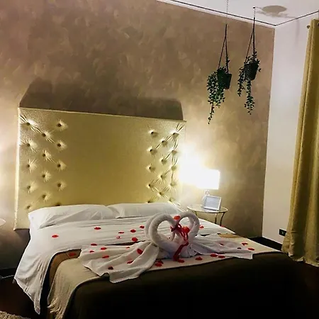Vitti's Guest house 3*