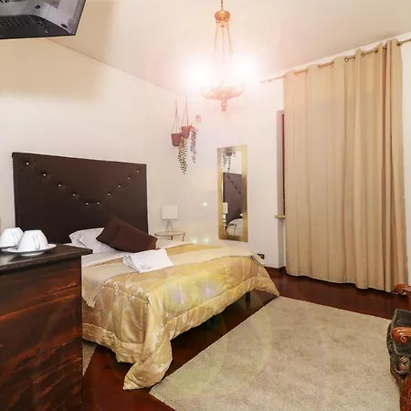 Vitti's Guest house 3*