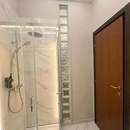 Vitti's 3* Verona